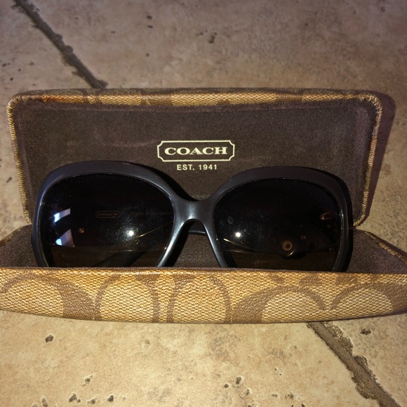 Coach Tanner (S702A) Sunglasses - Picture 2 of 5